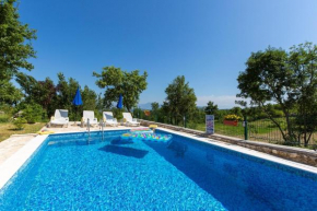  Villa Josip - private swimming pool  Лабин